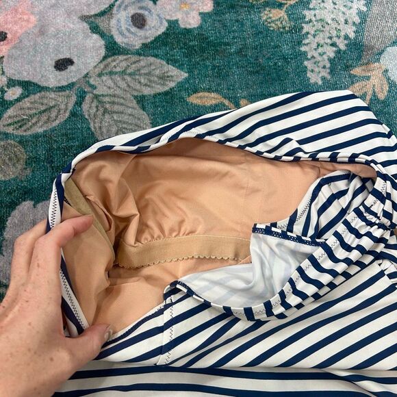 J. Crew One Piece Swimsuit Womens Sz 8 Blue White Striped One Shoulder Ruched - Picture 10 of 16